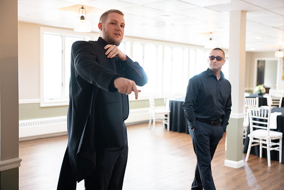 382A7572
