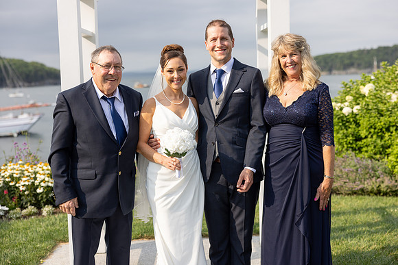 382A5944