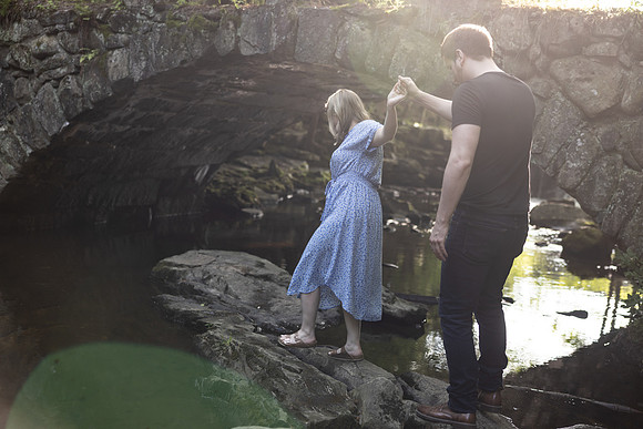 382A4573